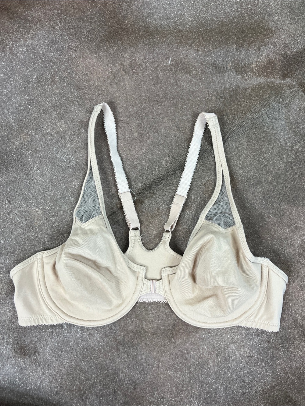 Wacoal Body by Wacoal Racerback Underwire Bra - Picture 2 of 6